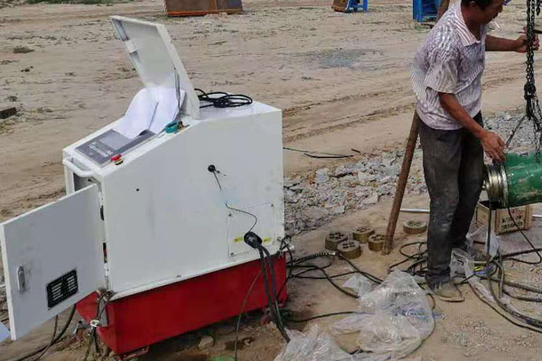 智能張拉系統(tǒng)在連續(xù)梁張拉中的應(yīng)用視頻 智能張拉系統(tǒng)在連續(xù)梁張拉中的應(yīng)用視頻